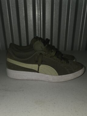 Puma Olive Green Suede Sneakers with Cream Stripe